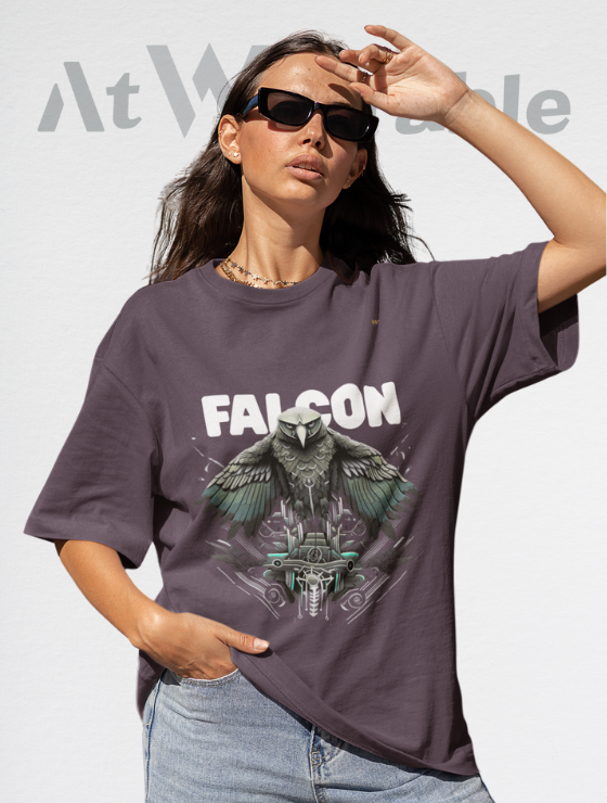 FALCON – Unisex Oversized T-Shirt