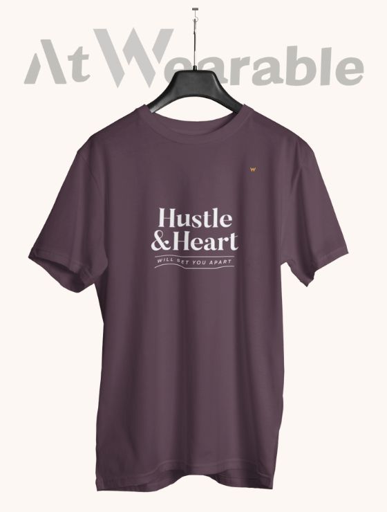HUSTLE & HEART – Classic-Fit Unisex T-Shirt